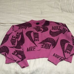 Nike sweatshirt